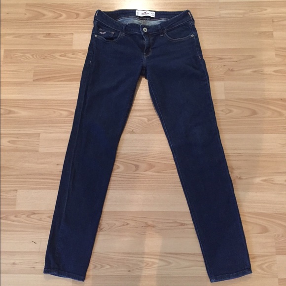 Hollister Jeans - Picture 3 of 3