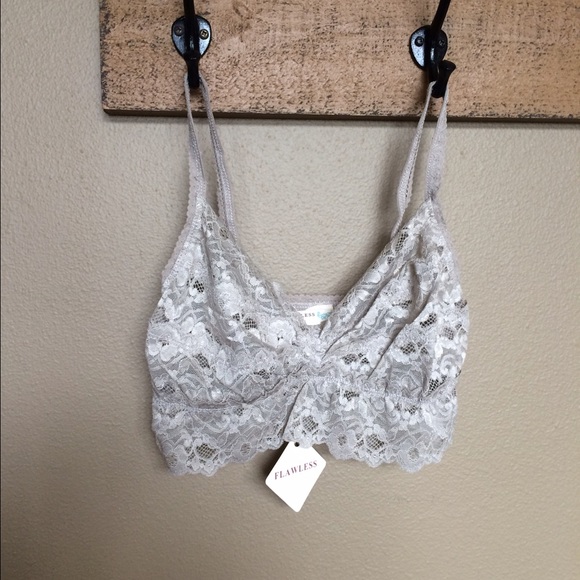 🍃💖Delicate Stretch Lace Bralette Pick Your Color - Picture 2 of 3