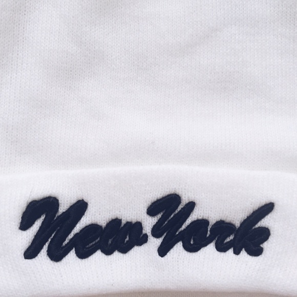 New York Cozy Knit Beanie - Picture 2 of 2