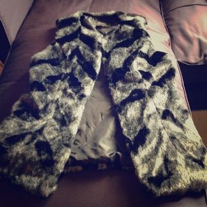 Fur vest