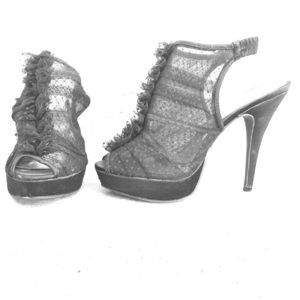 Chinese laundry lacy peep toe booties!