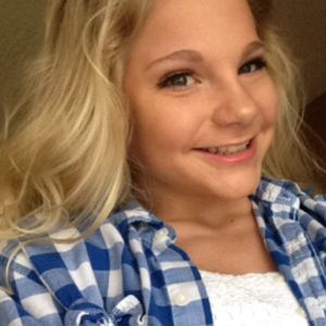 Meet your Posher, Alexis