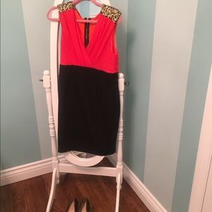 Cute mini dress runs small will fit a 1x -2x