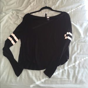 Cropped varsity long sleeve tee