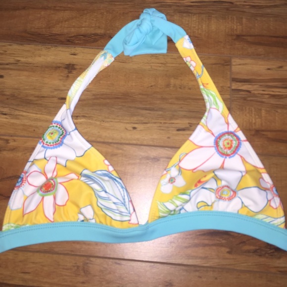 O'Neill bikini top - Picture 1 of 2