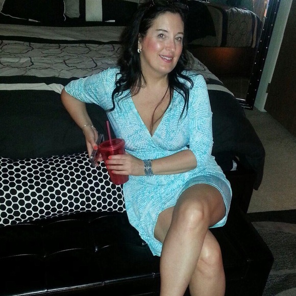 Welcome to my closet! 🤗🙏🏼💖✨🦋 - Picture 7 of 7