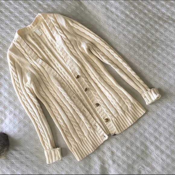 💝Forever 21 cream cardigan