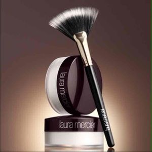 Laura Mercier translucent setting powder