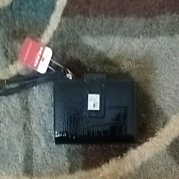 Black wallet