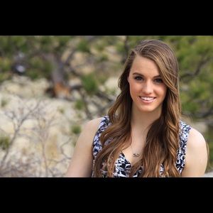 Meet your Posher, Jonelle