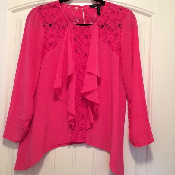 BCBG Gorgeous pink silk top with lace detail
