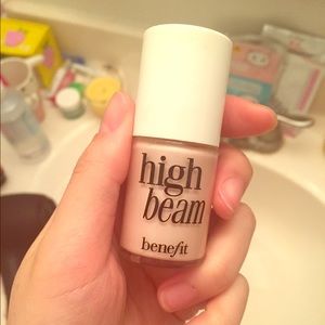 Benefit High Beam