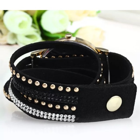 🚫sold🚫Black Elephant Watch - Picture 2 of 3