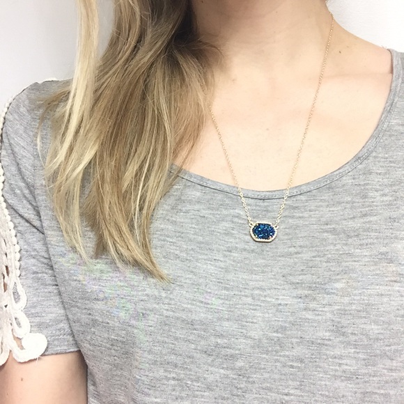 ⭐️SALE⭐️🆕 Blue Druzy Necklace and Earring Set - Picture 4 of 4