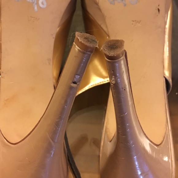 Shoe - Picture 4 of 4
