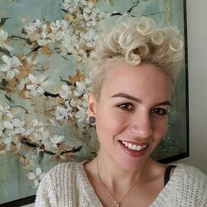 Meet your Posher, Jessica