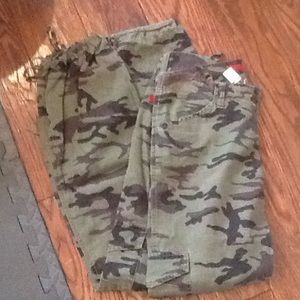 Cargo style fatigue/camo pants
