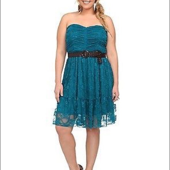 Strapless dress