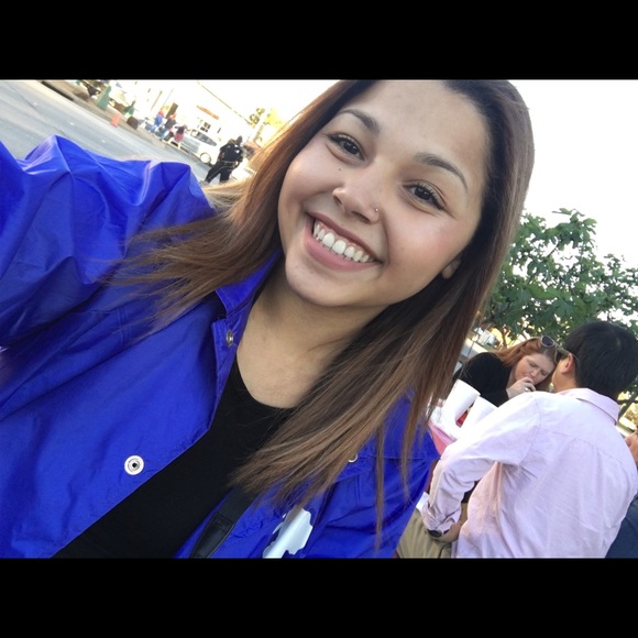 Meet your Posher, Vivica