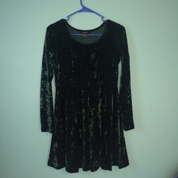 Pretty Dark Green Velour Dress