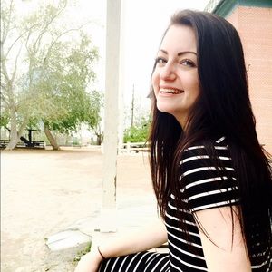 Meet your Posher, Julia