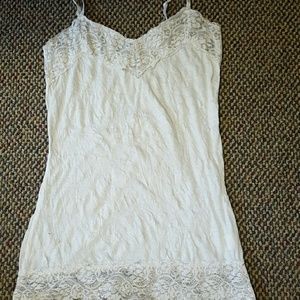 Vanity Lace tantop