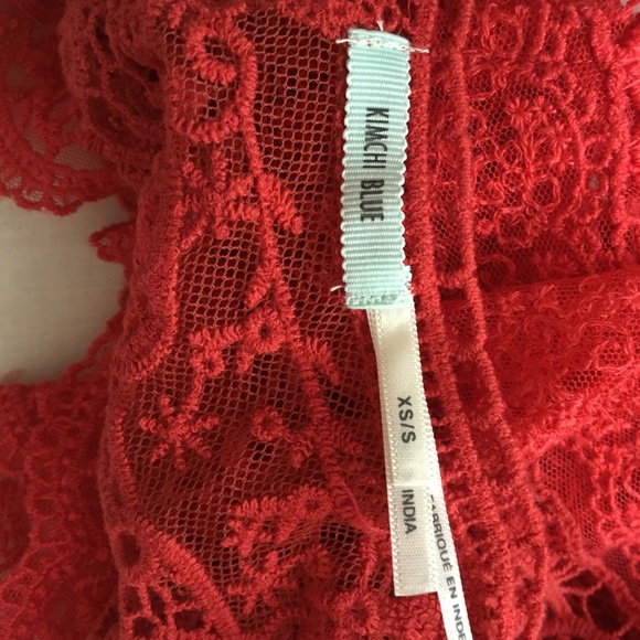 Urban Outfitters Kimchi Blue Red Lace/Crochet Top - Picture 3 of 3