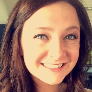 Meet your Posher, Jillian