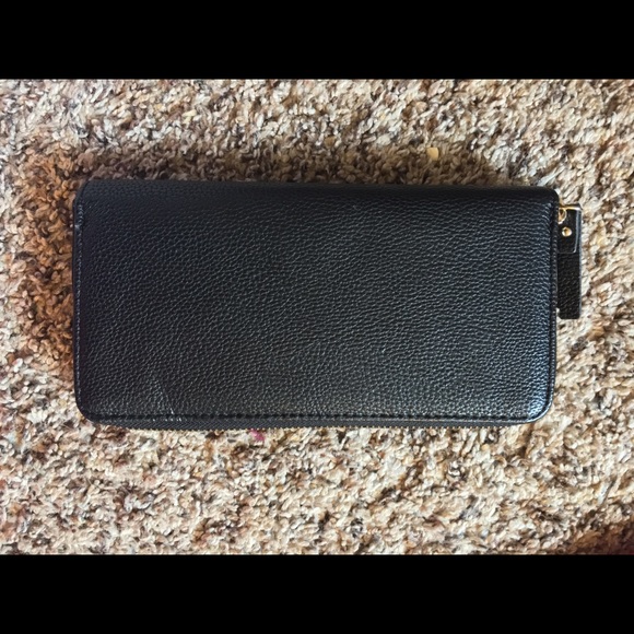 Forever 21 wallet