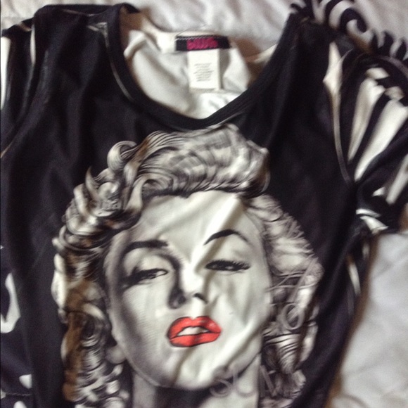 Two Marilyn Monroe Crop Tops - Picture 1 of 4