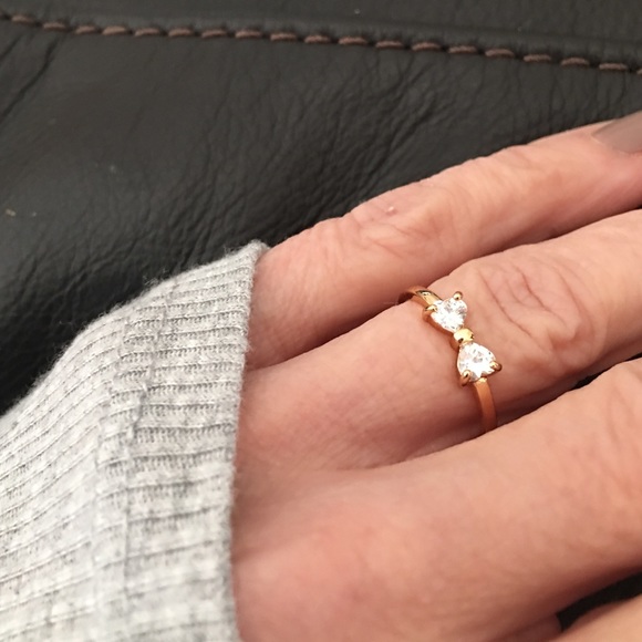 BOW CRYSTAL GOLD RING, NWT 🔆🔆🔆🔆🔆 - Picture 2 of 5