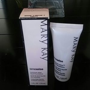 Mary kay timewise luminous-wear liquid foundation