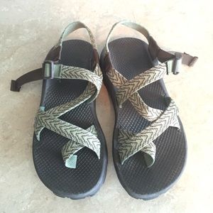 green chacos