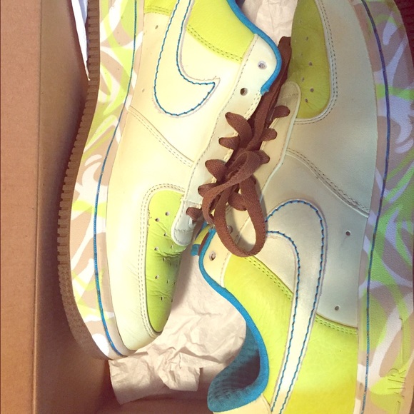 vintage Nike Premium Air Force 1's 😍