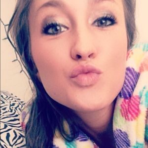 Meet your Posher, Brandi