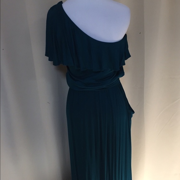 Frenzii by Jully Kang One Shoulder Maxi Dress - Picture 3 of 4