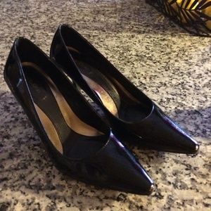 Black Pumps!