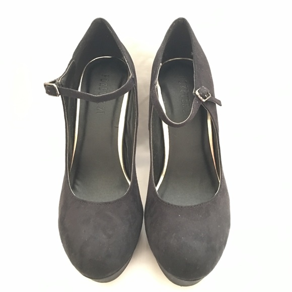 Forever 21 Chunky Heels - Picture 1 of 3