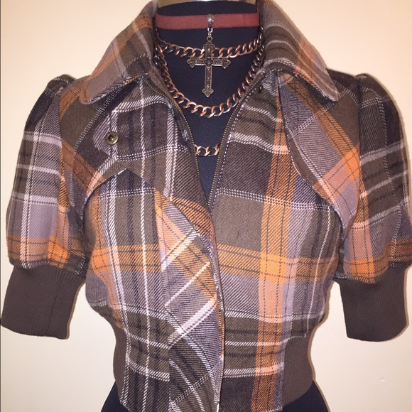 Short sleeve jacket top