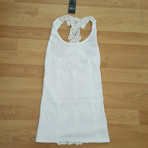 Crochet Back Tank Top - Picture 4 of 4