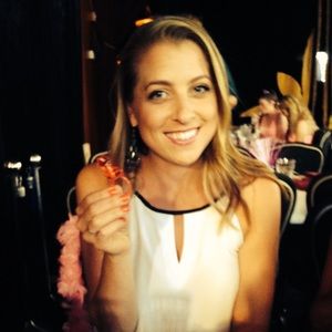 Meet your Posher, Camille