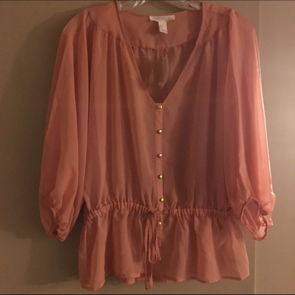Forever 21 Blush color woven shirt100% polyester