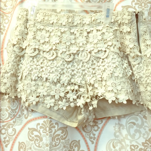 Lace shorts
