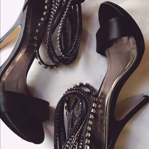 Zigi soho~ black satin heels