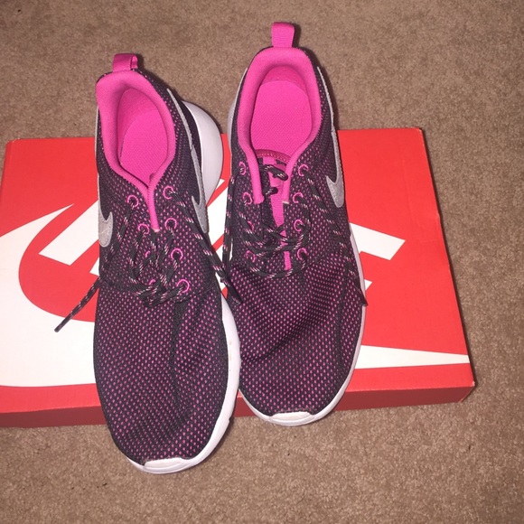 NIKE ROSHERUN (GS)