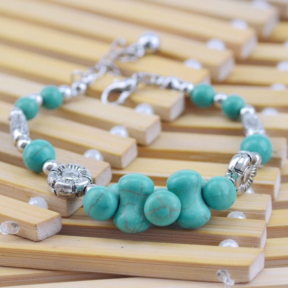 Turquoise - Picture 3 of 3