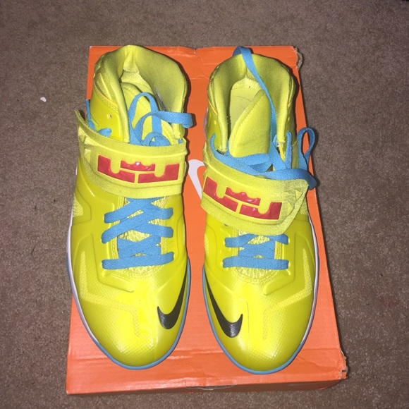 NIKE SOLDIER 7 (GS)