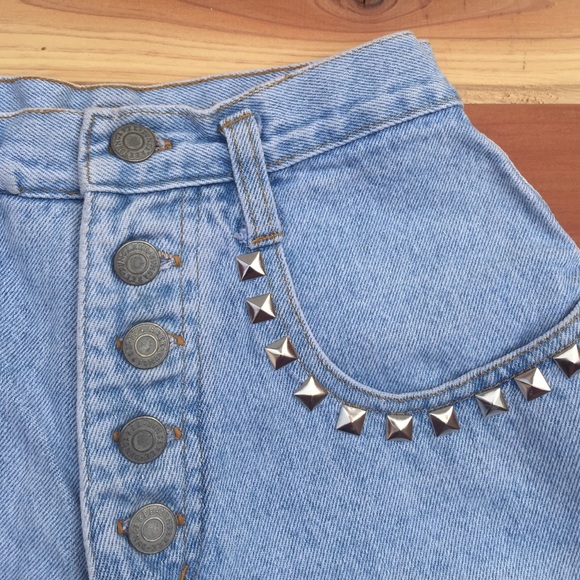 Cheeky shorts with custom stud detail - Picture 3 of 4