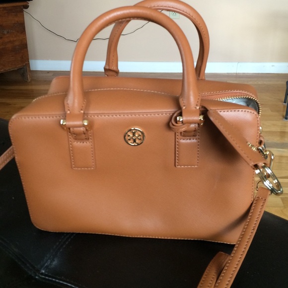Tory Burch Robinson Mini Square