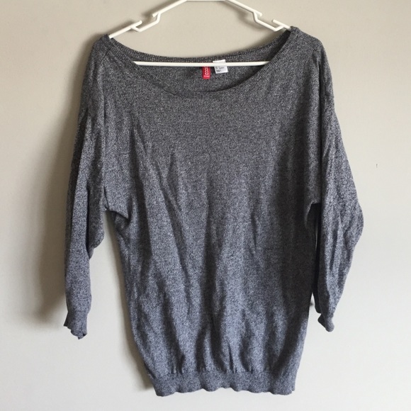 Grey 3/4 Sleeved Divided Elastic Sweater